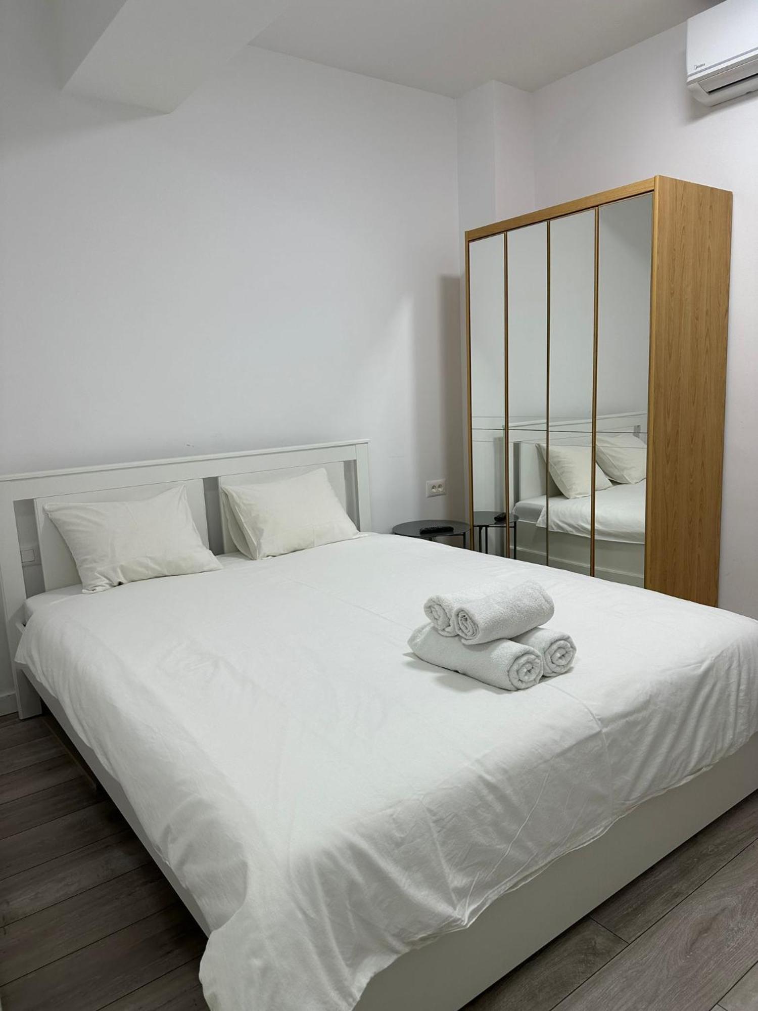 Catedral Apartment Bukarest Exterior foto